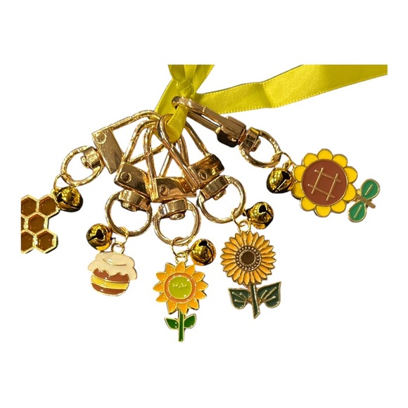 Pet Collar Charms Bumble Bee & Sunflower Enamel Charm Set with Lobster Clasps - Picture 6 of 7